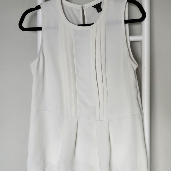 Ann Taylor Pleated Sleeveless Cream Blouse Top - Picture 2 of 6